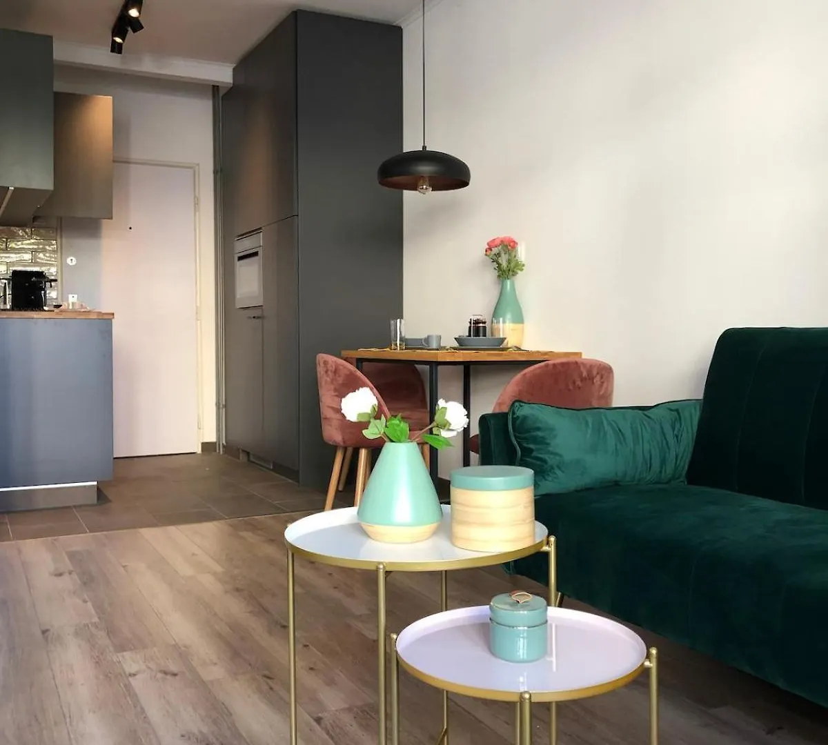 Apartment Charming Studio Near The Castle Budapest