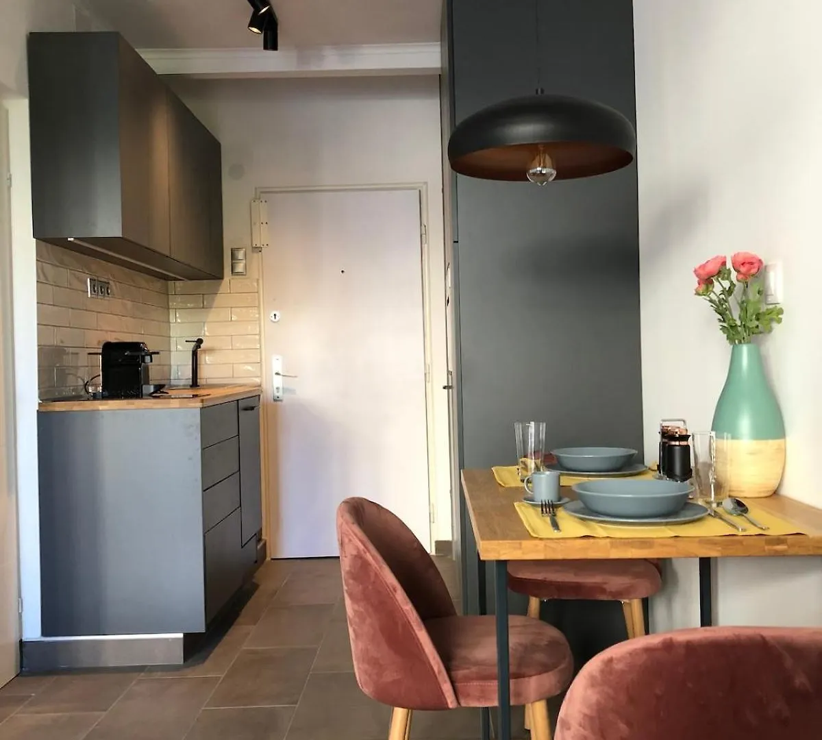 Charming Studio Near The Castle Budapest Apartment